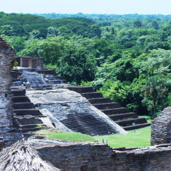 VOL MÉRIDA - VILLAHERMOSA