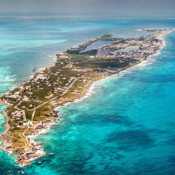 Air Tours Over Isla Mujeres